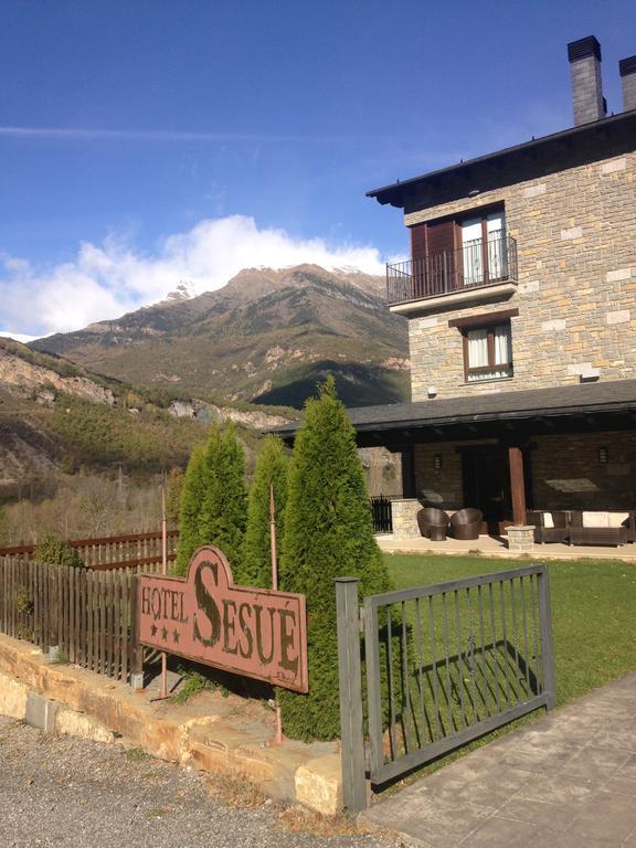 Hotel Sesue Benasque Εξωτερικό φωτογραφία