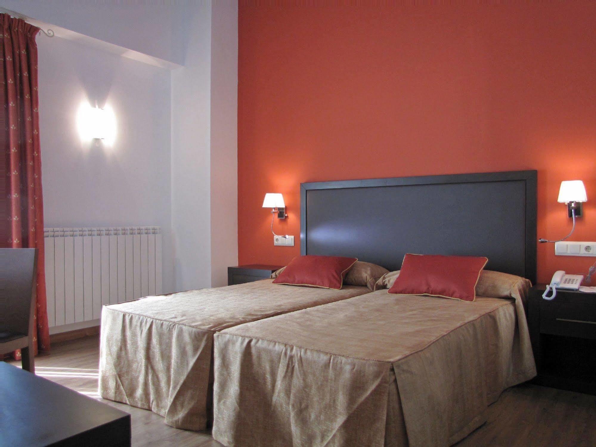 Hotel Sesue Benasque Εξωτερικό φωτογραφία