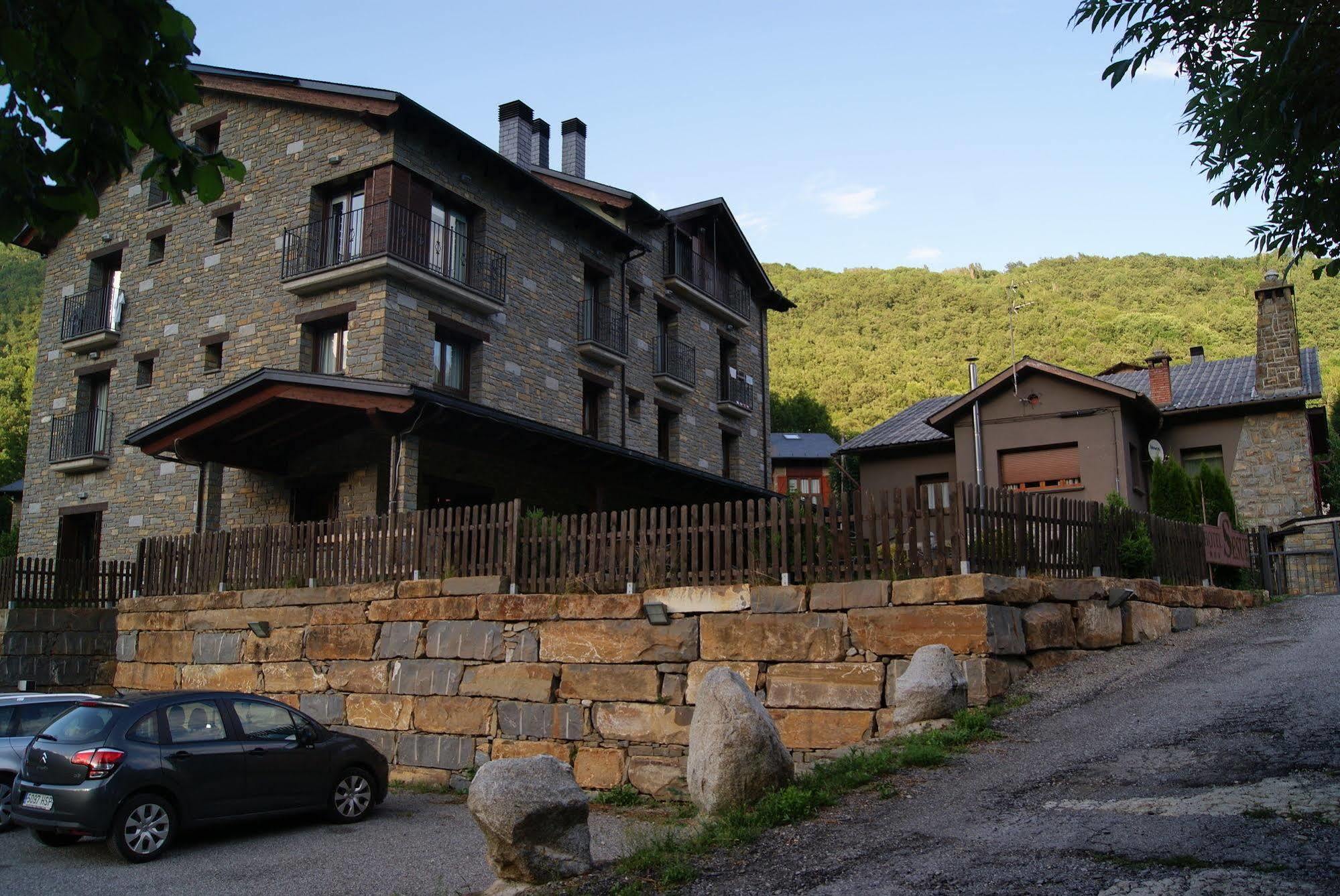 Hotel Sesue Benasque Εξωτερικό φωτογραφία